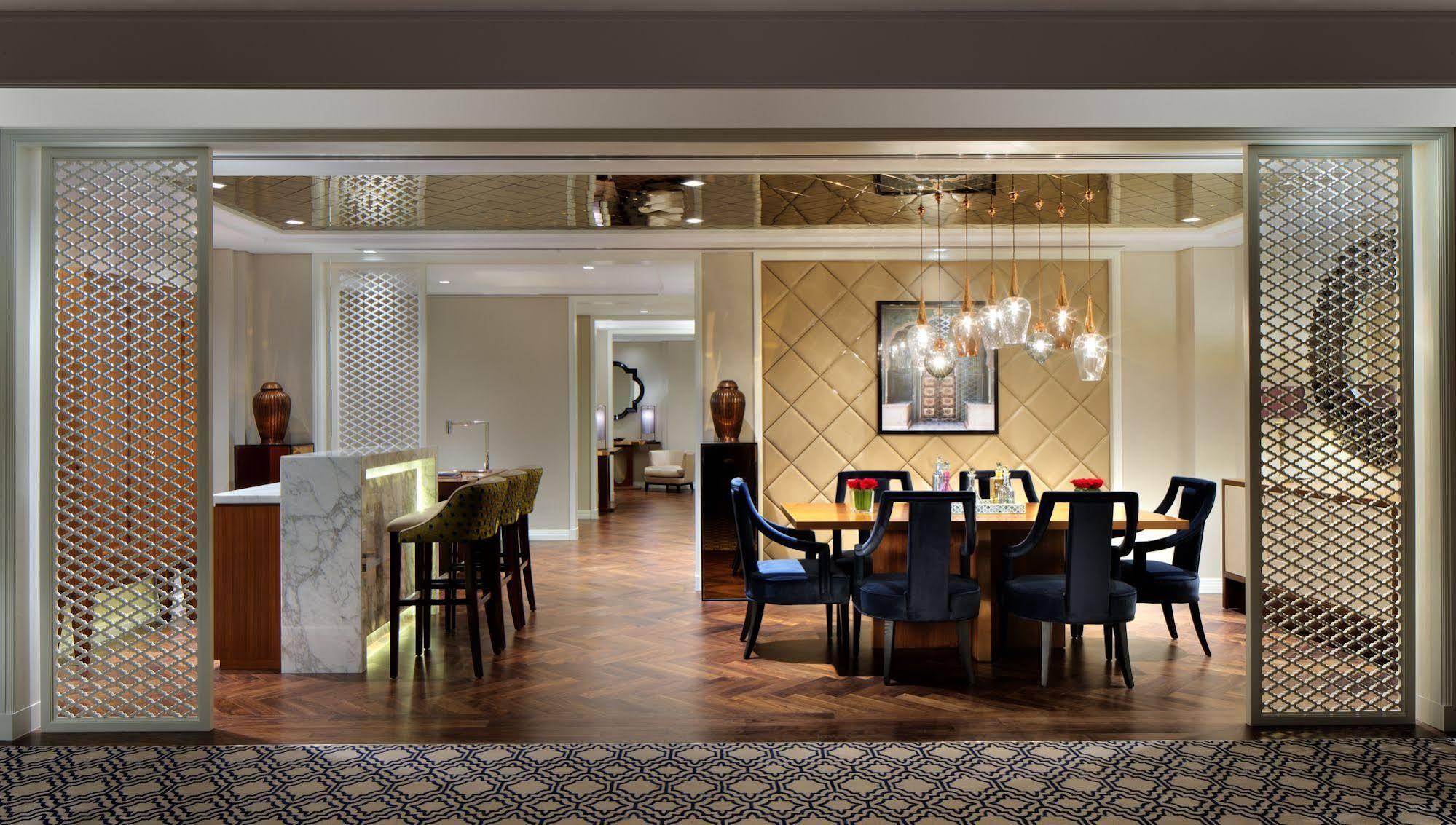 Taj Hotel 5*
