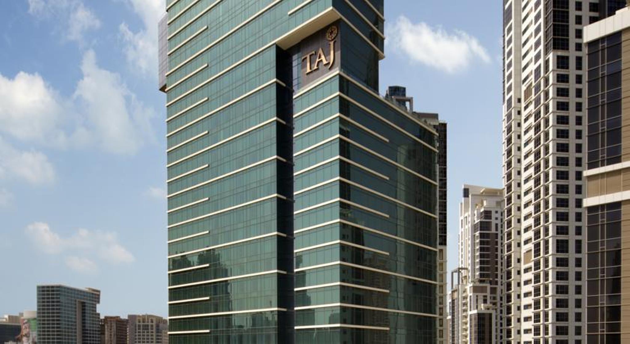 Taj 5*